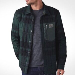 Patagonia Recycled Down Shirt Jacket in Green/Black Plaid Size Large